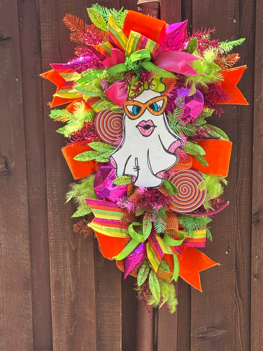 Boo..... It's Diva Ghost